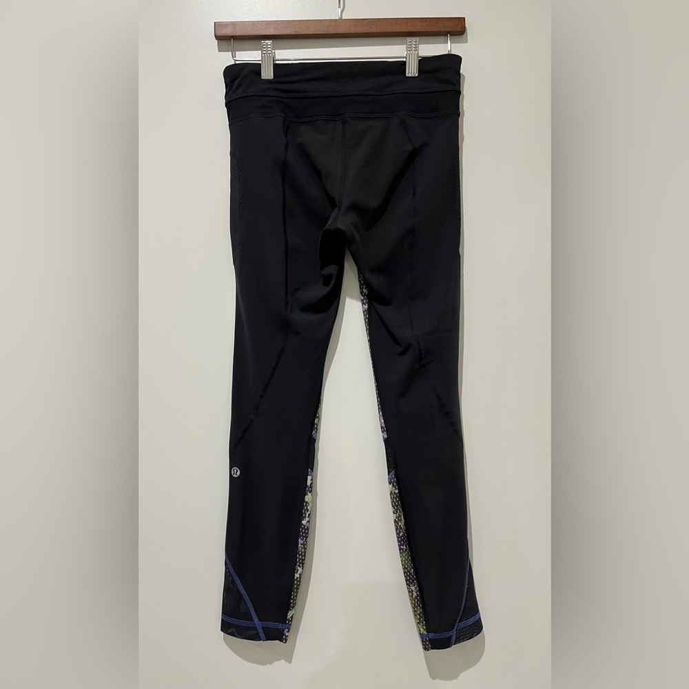 LULULEMON Black/Multicolor Patterned Leggings Mesh Zippered Pockets SZ 4 - Picture 2 of 9